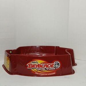 READ Hasbro Beyblade Metal Fusion Stadium Maroon Max Stampede Beystadium